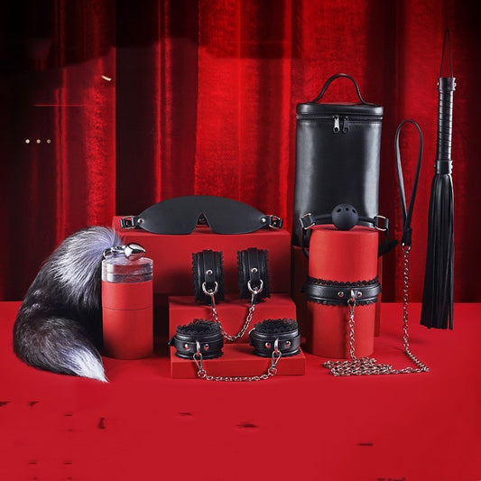 COFFRET LUXE BDSM (8 piéces) – KIT DE SOUMISSION PARTAGÉ POUR COUPLE