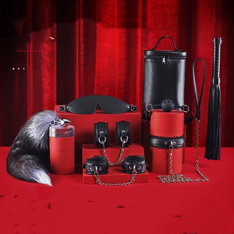 COFFRET LUXE BDSM (8 piéces) – KIT DE SOUMISSION PARTAGÉ POUR COUPLE