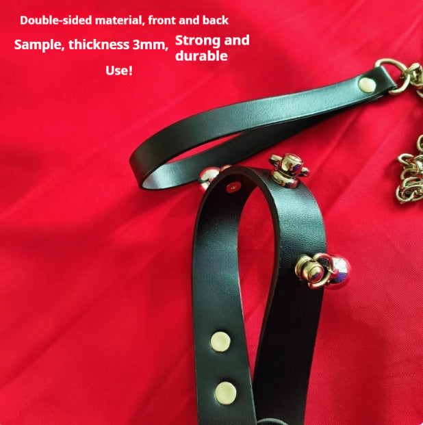 COLLIER FEMME EN SIMILICUIR AVEC CLOCHETTE  TOUR DE COU AJUSTABLE 35 À 40 CM BDSM