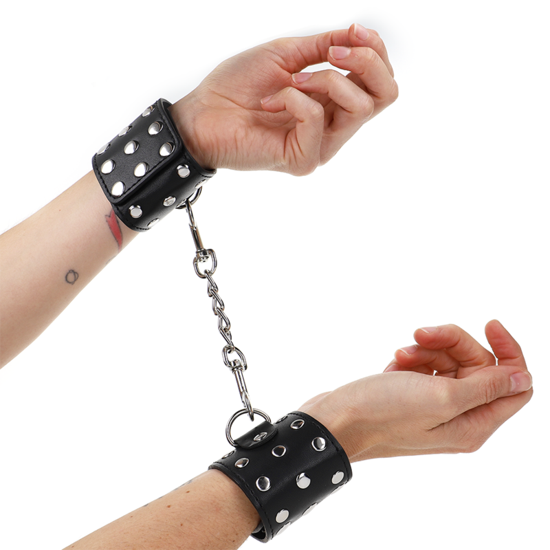 KINK - APPAREILS DE RETENUE POIGNETS AVEC FERMETURE PRESSION PLEINE DE RIVETS NOIR AJUSTABLE 19-24 CM X 5,5 CM KINK WRIST RESTRAINT