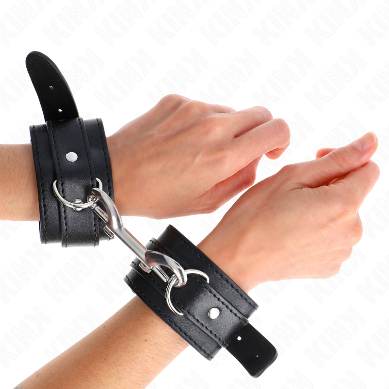 KINK - APPAREILS-POIGNETS - RANGÉE DE RIVETS SIMPLE NOIR AJUSTABLE 17-28 CM X 5 CM KINK WRIST RESTRAINT