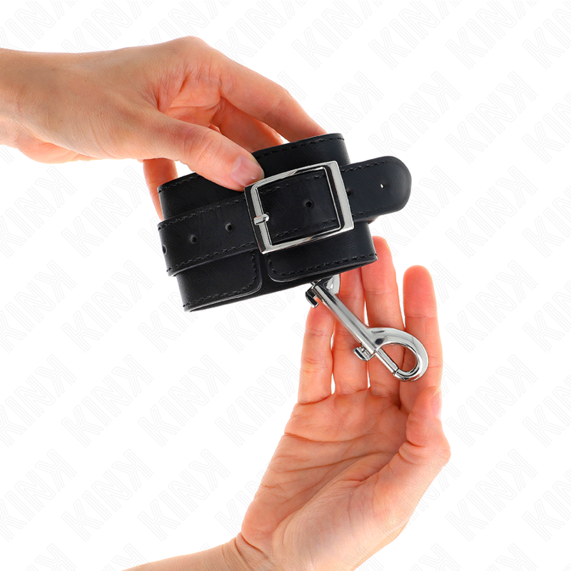 KINK - APPAREILS-POIGNETS - RANGÉE DE RIVETS SIMPLE NOIR AJUSTABLE 17-28 CM X 5 CM KINK WRIST RESTRAINT