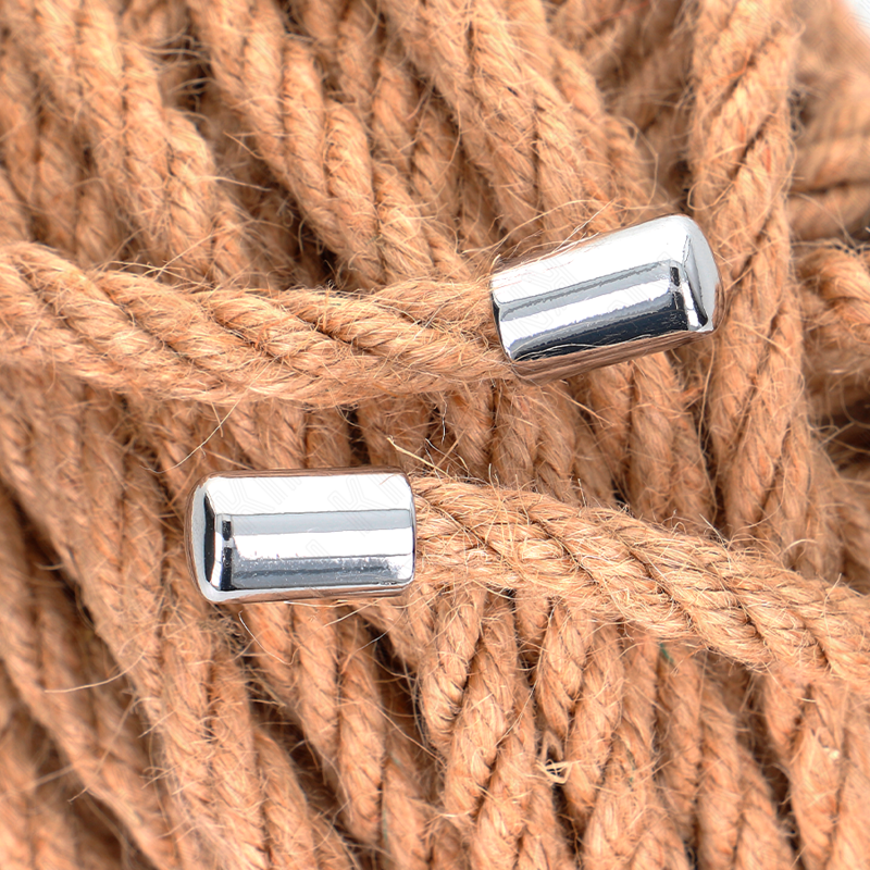 KINK - CORDE DE CHANVRE AVEC TÊTE MÉTALLIQUE 10 MÈTRES KINK ROPE ARTS