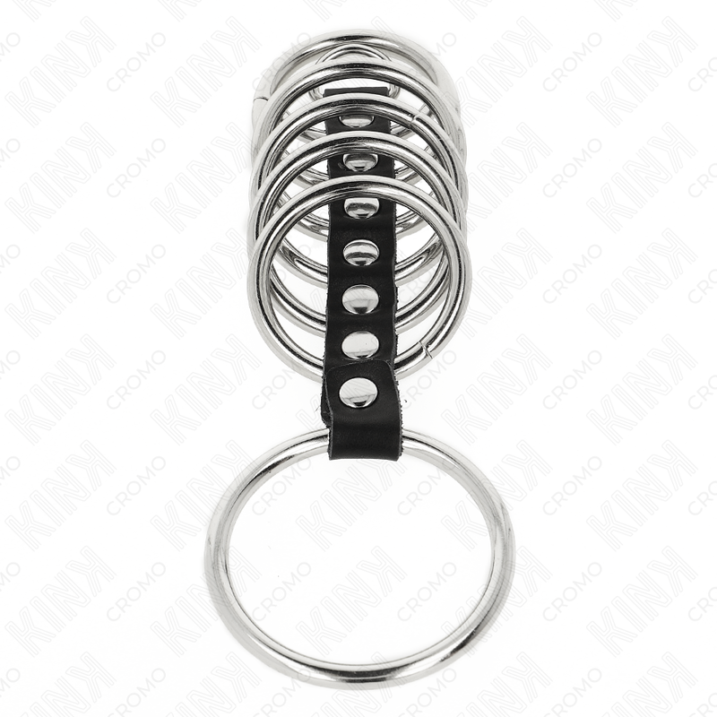 KINK - 7 ANNEAUX PÉNIS EN MÉTAL DE 3,2 CM À 5 CM CONNECTÉS PAR DU CUIR KINK RING POWER