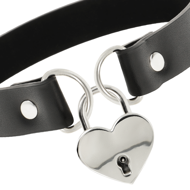 COQUETTE CHIC DESIRE - COLLIER EN CUIR VEGAN AVEC ACCESSOIRE COEUR AVEC CL? COQUETTE ACCESSORIES